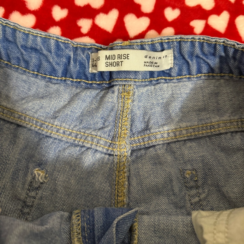 Denim.co Mid Rise Shorts - Picture 2 of 3